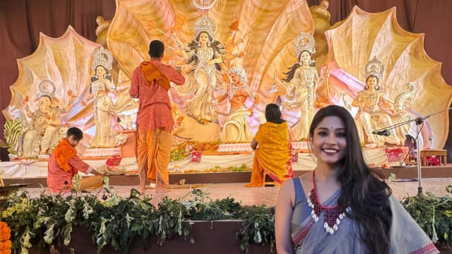 মায়ের হাতের পাঁচতরকারির স্বাদ আজও মুখে লেগে আছে: পূজা সেনগুপ্ত