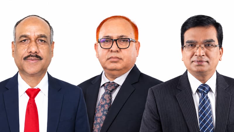 সোনালী-জনতা-রূপালী ব্যাংকের ৩ এমডির নিয়োগ বাতিল ছবিতে সোনালী-জনতা-রূপালী ব্যাংকের ৩ এমডির নিয়োগ বাতিল সংক্রান্ত দৃশ্য
