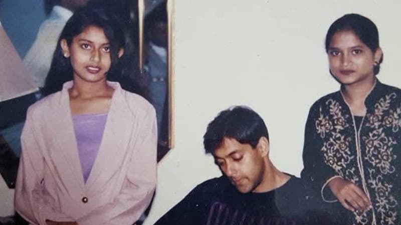 প্রিয় নায়কের সঙ্গে হ্যান্ডশেক করে ৭ দিন হাত ধুইনি: চাঁদনী প্রিয় নায়কের সঙ্গে হ্যান্ডশেক করে ৭ দিন হাত ধুইনি: চাঁদনী