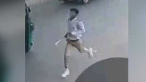 শাসন করায় শিক্ষককে গাছের ডাল দিয়ে পিটিয়ে আহত, স্কুলছাত্র বহিষ্কার ছবিতে শাসন করায় শিক্ষককে গাছের ডাল দিয়ে পিটিয়ে আহত, স্কুলছাত্র বহিষ্কার সংক্রান্ত দৃশ্য