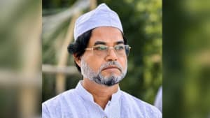 শিবচরে মোটরসাইকেল চাপায় উপজেলা বিএনপি নেতা নিহত ছবিতে শিবচরে মোটরসাইকেল চাপায় উপজেলা বিএনপি নেতা নিহত সংক্রান্ত দৃশ্য