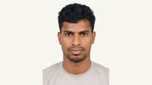 মালয়েশিয়ায় মোটরসাইকেল দুর্ঘটনায় প্রাণ গেল বাংলাদেশি যুবকের ছবিতে মালয়েশিয়ায় মোটরসাইকেল দুর্ঘটনায় প্রাণ গেল বাংলাদেশি যুবকের সংক্রান্ত দৃশ্য