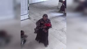 ব্রাহ্মণবাড়িয়ায় হাসপাতালে নবজাতক চুরি, মায়ের কান্না থামছে না ছবিতে ব্রাহ্মণবাড়িয়ায় হাসপাতালে নবজাতক চুরি, মায়ের কান্না থামছে না সংক্রান্ত দৃশ্য
