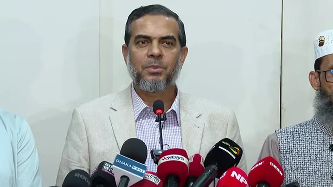 ‘ক্রসফায়ার’ নিয়ে আইজিপির বক্তব্যের প্রতিবাদ জামায়াতের ‘ক্রসফায়ার’ নিয়ে আইজিপির বক্তব্যের প্রতিবাদ জামায়াতের