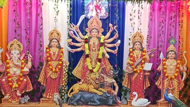 সম্প্রীতির বার্তা নিয়ে বাহরাইনে চলছে দুর্গোৎসব সম্প্রীতির বার্তা নিয়ে বাহরাইনে চলছে দুর্গোৎসব