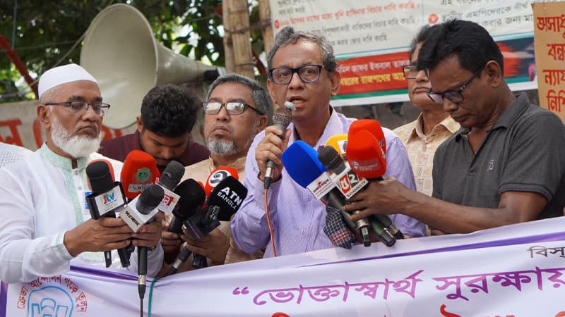 রমজান ঘিরে রেখে এখনই সক্রিয় ব্যবসায়ী সিন্ডিকেট, অভিযোগ ক্যাব সভাপতির রমজান ঘিরে রেখে এখনই সক্রিয় ব্যবসায়ী সিন্ডিকেট, অভিযোগ ক্যাব সভাপতির