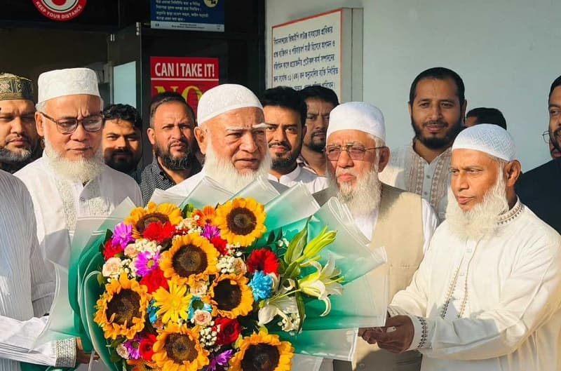 চট্টগ্রামে পৌঁছেছেন জামায়াত আমির চট্টগ্রামে পৌঁছেছেন জামায়াত আমির