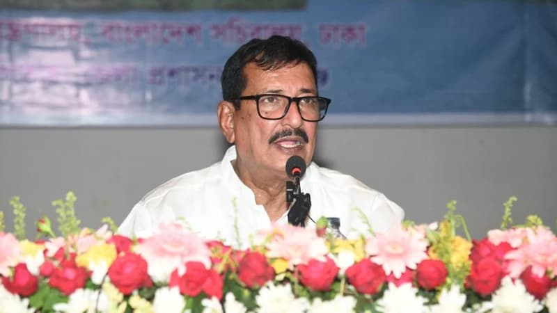 কারখানা জিম্মি করে কোনো নেতাগিরি চলবে না: ভূমিমন্ত্রী কারখানা জিম্মি করে কোনো নেতাগিরি চলবে না: ভূমিমন্ত্রী