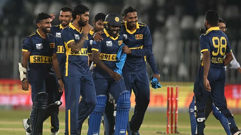 ৪৩০ রান তাড়া করে শ্রীলঙ্কার অবিশ্বাস্য জয় ৪৩০ রান তাড়া করে শ্রীলঙ্কার অবিশ্বাস্য জয়