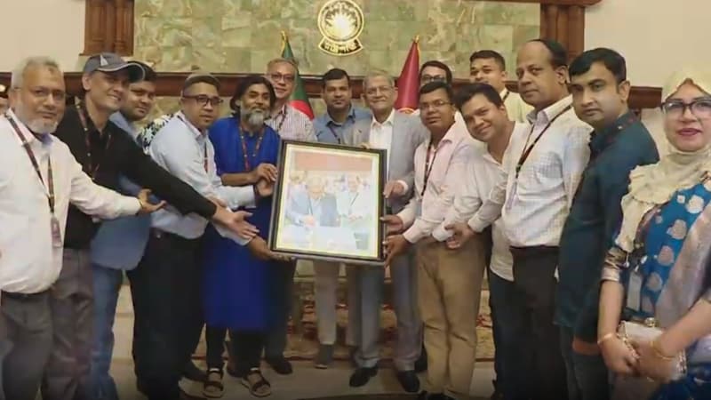 পেশাগত স্বার্থরক্ষায় সাংবাদিকদের ঐক্যবদ্ধ থাকার আহ্বান রাষ্ট্রপতির পেশাগত স্বার্থরক্ষায় সাংবাদিকদের ঐক্যবদ্ধ থাকার আহ্বান রাষ্ট্রপতির