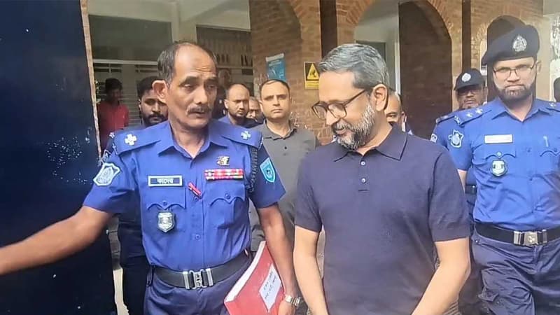 সাবেক এমপি মুক্তার দুই দিনের রিমান্ড মঞ্জুর সাবেক এমপি মুক্তার দুই দিনের রিমান্ড মঞ্জুর