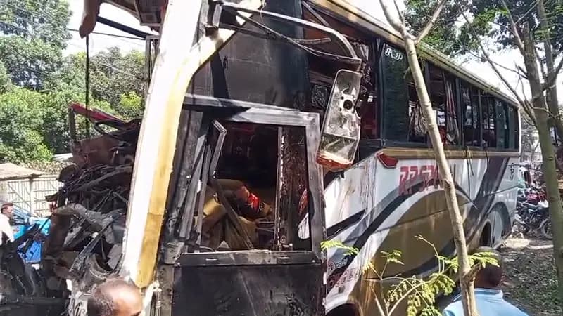 নাটোরে দুর্ঘটনায় নিহত ১৪: কারণ অনুসন্ধানে তদন্ত কমিটির কাজ শুরু নাটোরে দুর্ঘটনায় নিহত ১৪: কারণ অনুসন্ধানে তদন্ত কমিটির কাজ শুরু