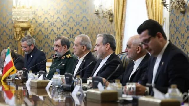ইরানের সঙ্গে পাকিস্তানসহ ৩ দেশের বৈঠক শুরু, লক্ষ্য জানাল সৌদি ইরানের সঙ্গে পাকিস্তানসহ ৩ দেশের বৈঠক শুরু, লক্ষ্য জানাল সৌদি