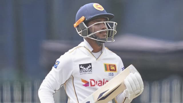 পাকিস্তান সিরিজ থেকে ছিটকে গেলেন নিসাঙ্কা, দলে ফিরলেন উদারা পাকিস্তান সিরিজ থেকে ছিটকে গেলেন নিসাঙ্কা, দলে ফিরলেন উদারা