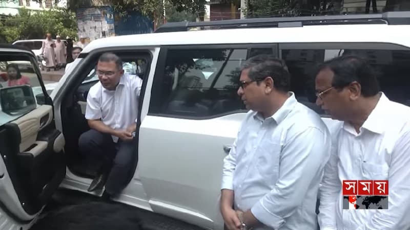 আজিমপুর সরকারি কোয়ার্টারের অপরিচ্ছন্নতায় ক্ষুব্ধ প্রধানমন্ত্রী, সময় দিলেন দুই সপ্তাহ আজিমপুর সরকারি কোয়ার্টারের অপরিচ্ছন্নতায় ক্ষুব্ধ প্রধানমন্ত্রী, সময় দিলেন দুই সপ্তাহ
