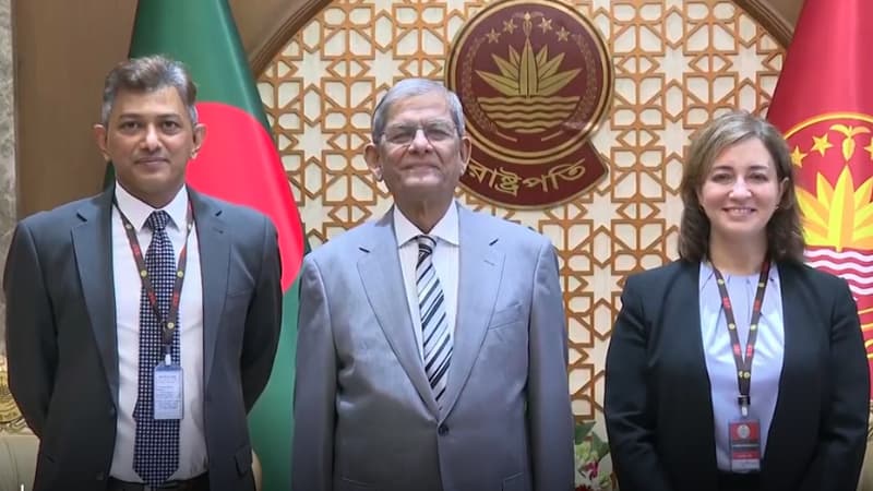 রাষ্ট্রপতির সঙ্গে উইনরক ইন্টারন্যাশনালের প্রেসিডেন্টের সাক্ষাৎ রাষ্ট্রপতির সঙ্গে উইনরক ইন্টারন্যাশনালের প্রেসিডেন্টের সাক্ষাৎ