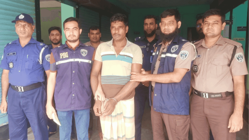রাজবাড়ীতে কিশোর হত্যা: ৬ বছর পর মূল হোতা গ্রেফতার রাজবাড়ীতে কিশোর হত্যা: ৬ বছর পর মূল হোতা গ্রেফতার