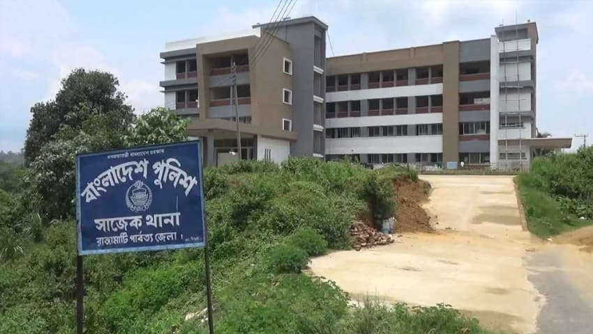 সাজেকে জেএসএস ও ইউপিডিএফের গোলাগুলি সাজেকে জেএসএস ও ইউপিডিএফের গোলাগুলি