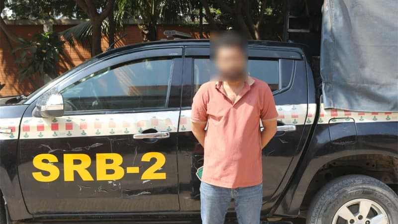 রাজধানীতে পিস্তলসহ একজন গ্রেফতার রাজধানীতে পিস্তলসহ একজন গ্রেফতার
