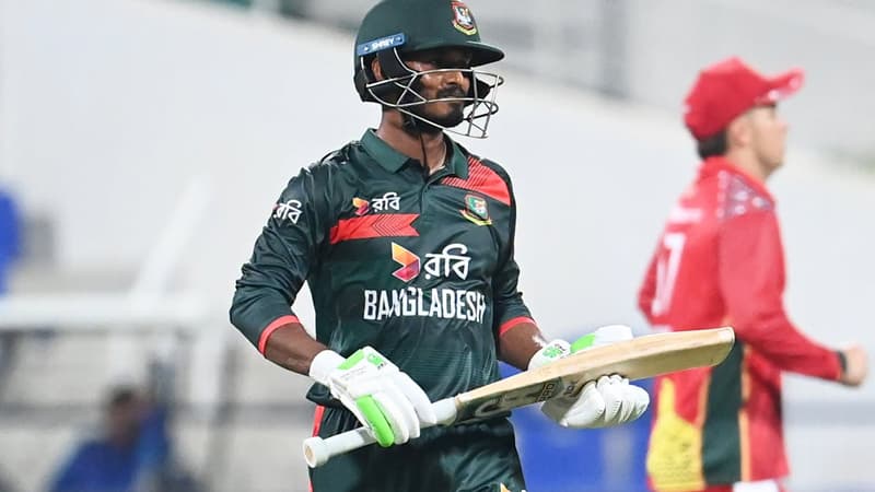 জিম্বাবুয়ের কাছে লজ্জাজনক হার বাংলাদেশের ছবিতে জিম্বাবুয়ের কাছে লজ্জাজনক হার বাংলাদেশের সংক্রান্ত দৃশ্য