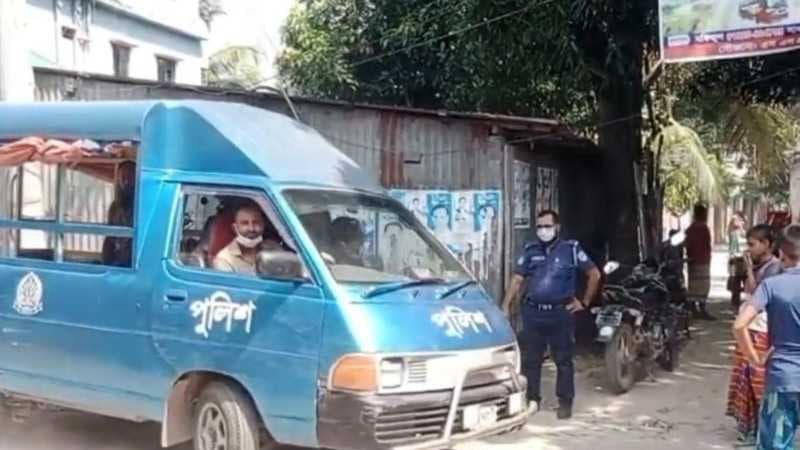 নিখোঁজের দুদিন পর স্ত্রীর ভাড়া ঘরে মিলল স্বামীর বস্তাবন্দি মরদেহ নিখোঁজের দুদিন পর স্ত্রীর ভাড়া ঘরে মিলল স্বামীর বস্তাবন্দি মরদেহ