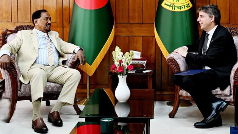 সুইডেন ও বাংলাদেশের মধ্যে অনেক বিষয়ে সাদৃশ্য আছে: স্পিকার সুইডেন ও বাংলাদেশের মধ্যে অনেক বিষয়ে সাদৃশ্য আছে: স্পিকার