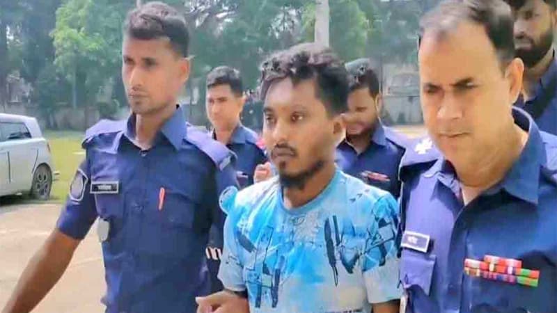 কাপ্তাইয়ে হত্যা মামলায় প্রধান আসামির ফাঁসির আদেশ কাপ্তাইয়ে হত্যা মামলায় প্রধান আসামির ফাঁসির আদেশ