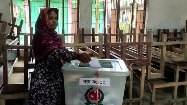 ঠাকুরগাঁও-১ উপনির্বাচন: প্রথম চার ঘণ্টায় ভোট পড়েছে ৩৬ শতাংশ ঠাকুরগাঁও-১ উপনির্বাচন: প্রথম চার ঘণ্টায় ভোট পড়েছে ৩৬ শতাংশ